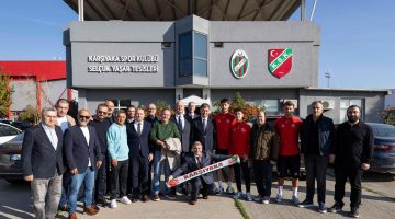 Başkan Tugay’dan iki efsaneye ziyaret