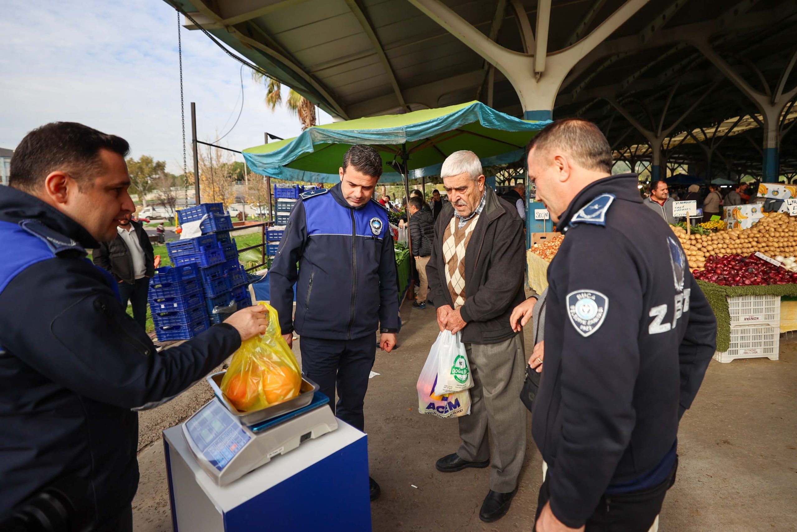 Buca Belediyesi’nden tüketiciyi koruyan uygulama