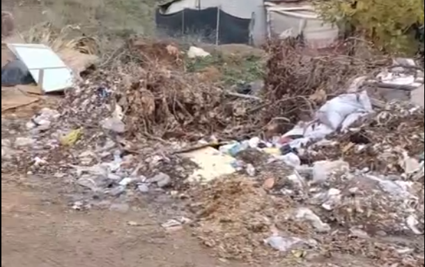 Buca’da Çöp ve Koku Şikâyetleri Gündemde: Vatandaşlar Temizlik Çalışmalarının Artırılmasını İstiyor