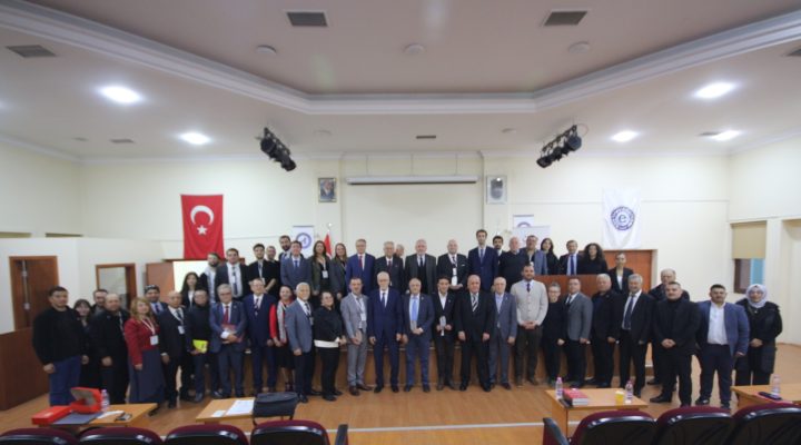 ROİSDER “YUNANİSTAN’DA YAŞAMAKTA OLAN TÜRKLERİN SORUNLARI SEMPOZYUMU” DÜZENLEDİ