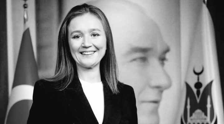 Şehzadeler Belediye Başkanı Gülşah Durbay Hayatını Kaybetti