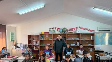 Ülkü Ocakları İzmir İl Başkanlığı’ndan Seferihisar Düzce Köyü İlkokulu’na Kapsamlı Eğitim Desteği