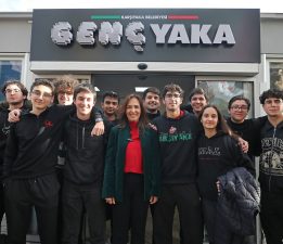 Genç Yaka, gençlerin yeni gözdesi oldu