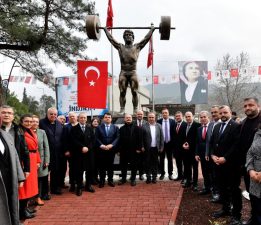 Cep Herkülü Bornova Pınarbaşı’nda Ölümsüzleşti