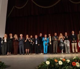 Topluma Merhaba Ödülleri sahiplerini buldu