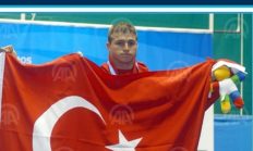 Ekrem Celil’den altın madalya