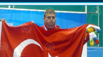 Ekrem Celil’den altın madalya