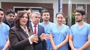 Aydın’da Ücretsiz Diş Sağlığı Hizmeti Tartışması: Proje Komisyona Takıldı