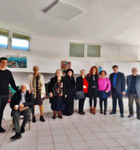 KARŞIYAKADA ENGELSİZ YÜREKLER SERGİSİ AÇILDI