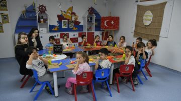 KUŞADASI BELEDİYESİ ÇOCUK GELİŞİM MERKEZİ GELECEĞE UMUT OLUYOR