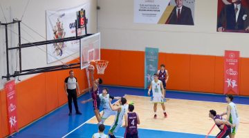 İZMİR’DE SPOR ŞÖLENİ DEVAM EDİYOR