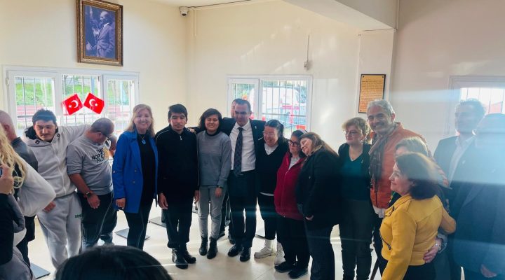 Zafer Partisi İzmir İl Başkanlığı’ndan Engelsiz Yaşam Köyü’ne Anlamlı Ziyaret