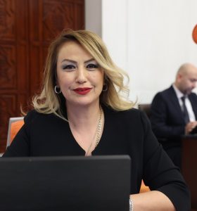 KARA: YIKILAN SADECE ŞEHİRLERİMİZ DEĞİL, ‘TÜRKİYE YÜZYILI’ REKLAMIDIR