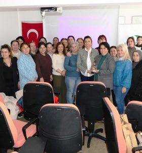 TURİZMDE KUMAŞ GERİ DÖNÜŞÜMLE YENİDEN KAZANILIYOR