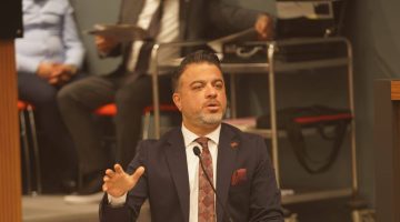 Belediyenin Resmi Aracı Eğlence Hizmetinde mi?