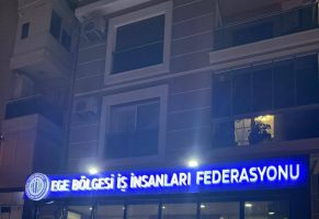 Ege İş Dünyası İftar Sofrasında Bir Araya Geldi: Birlik ve Beraberlik Mesajı