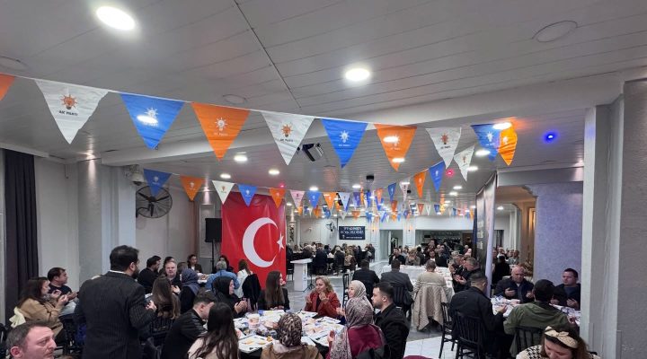 Çiğli’de Geleneksel İftar Sofrası: “Birlik ve Beraberliğimiz Daim Olsun”