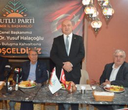 Kutlu Parti İzmir’de Vizyonunu Açıkladı: “Sağ-Sol Bitti, Liyakat Dönemi Başlıyor”