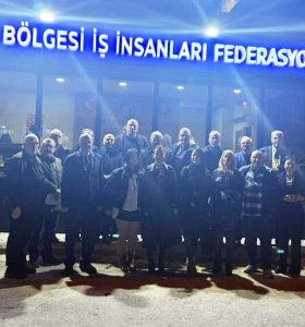 Ege’nin İş Dünyası ve Basın Temsilcileri İftar Sofrasında Buluştu