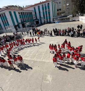 Sessizliğin İçinde Yükselen İstiklal Marşı: Balçova’da Anlamlı 12 Mart Etkinliği