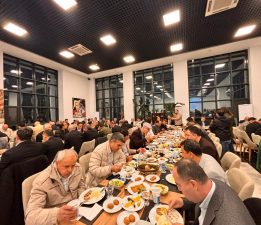 Bornova’da Gönül Sofrası: İzmir Trabzonlular Derneği İftarında Birlik Mesajı