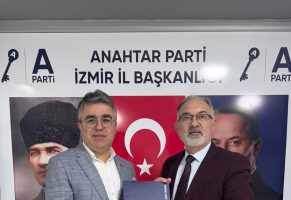 Anahtar Parti İzmir’de Vites Yükseltti: Kadroya Deneyimli İsim, Seferihisar’da Yeni Dönem