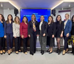 İZİKAD “Erten ile devam” dedi