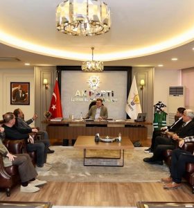 “Kardeşliğimiz Sarsılmaz”: Başkan Bilal Saygılı ve İsa Ambarcı’dan Tek Millet Vurgusu!