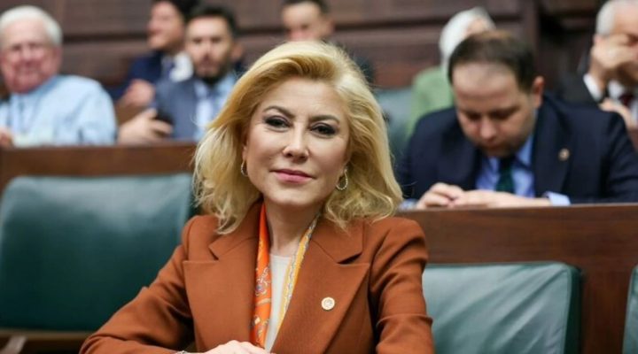 Şebnem Bursalı Aksoy’dan, İzmir Büyükşehir Belediye Başkanı Cemil Tugay’a Sert Tepki