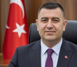 Murat VİLKEN: “Ezan ve Bayrak Söylemleri İle Siyaset Yapılmaz”