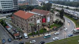 TARTIŞMALI TAPU OYUNU: İzmir’in Tarihi Meslek Fabrikası Kimin?