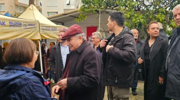 Namık Kemal Zeybek’ten sokak açılışı