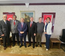 Özdağ’dan Zeybek’e nezaket ziyareti