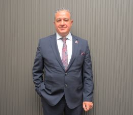 İzmir Dişhekimleri Odası’nda Ersin Atinel Güven Tazeledi