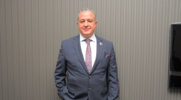 İzmir Dişhekimleri Odası’nda Ersin Atinel Güven Tazeledi