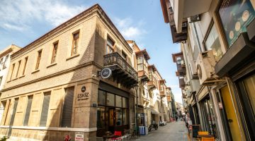 Uluslararası sanatçılar İzmir’in tarihsel hafızasında buluşuyor