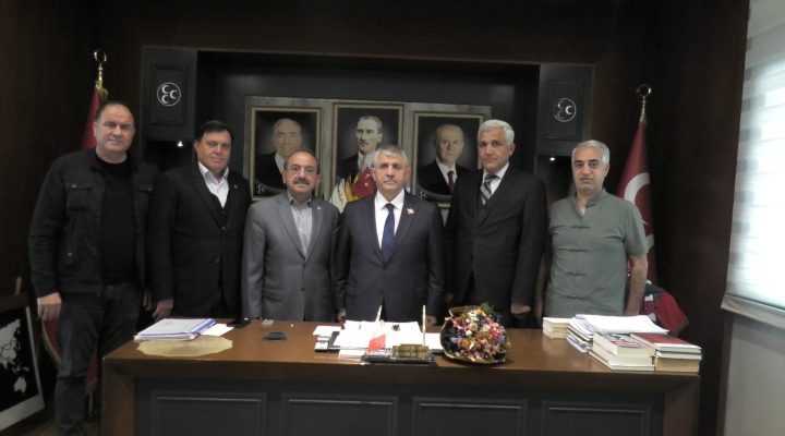 İzmir’de Kardeşlik Rüzgarı: Azerbaycan Türkleri Dost Dernekler Federasyonu’ndan MHP’ye Anlamlı Ziyaret