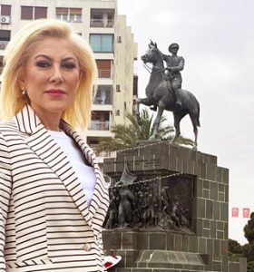 Aksoy’dan, Cemil Tugay’a Sert Mesaj: “İzmir Bahane Değil, İcraat Bekliyor”