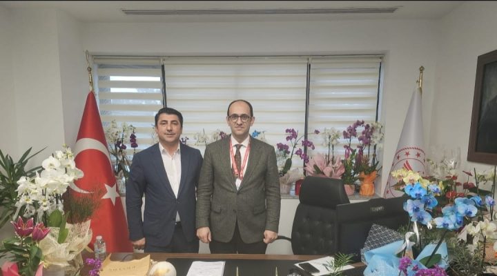 Buca Muhtarlarından Sağlıkta İş Birliği Mesajı: Başhekim Dr. Kamil Yamak’a Ziyaret