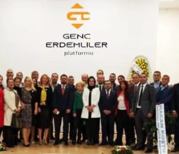 Genç Erdemliler’den Şebnem Bursalı’ya Tam Destek: “İzmir Sevdasını Sorgulamak Kimsenin Haddine Değil!”