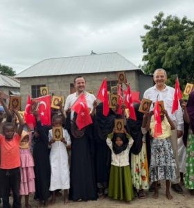 İYİLİĞİN ADI TÜRKİYE, UMUDUN ADI KANATSIZ MELEKLER
