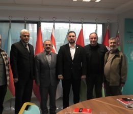 Azerbaycan Dostluk Köprüsü: AK Parti İzmir İl Başkanlığı’nda Türk Dünyası Zirvesi