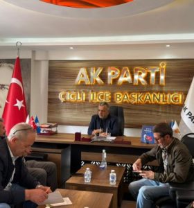 Çiğli’de CHP’den AK Parti’ye Geçiş Dikkat Çekti
