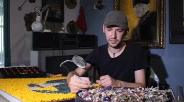 Kumaşlardan Sanata: Semih Beceren’in Eserleri Hayran Bırakıyor