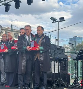 İzmir’in Ceza Hukukunda Güvenin Adı Ünlü Av. Burhan Günay