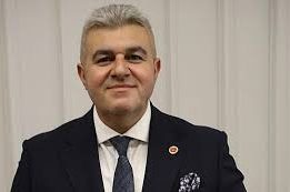 Bayraklı Meclisinde ‘Otizm’ Resti: “36 Çocuktan Biri Otizmli, Bayraklı Belediyesi Sınıfta Kaldı!”