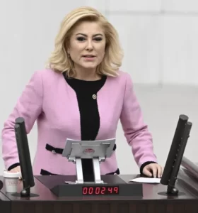 Milletvekili Şebnem Bursalı Aksoy’dan Annelere Müjde