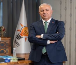 Köse’den Karşıyaka Belediyesi’ne Sert Çıkış: “Belediye Yönetilemiyor”