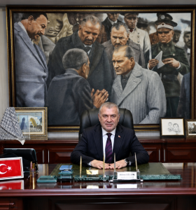 Bulancak’ın “Onurlu Paylaşım” Modeli İstanbul’da Devleşti: 400 Belediyeye Sosyal Belediyecilik Dersi