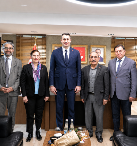Azerbaycan Dostluk Federasyonu’ndan CHP İzmir’e Nezaket Ziyareti